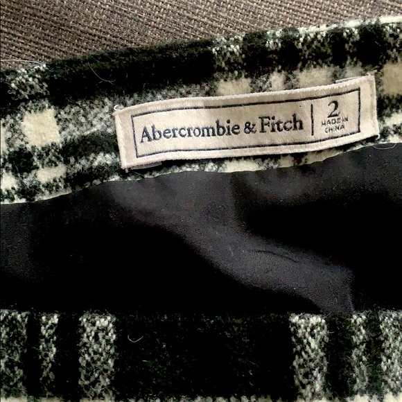 Mini skirt - Picture 3 of 3